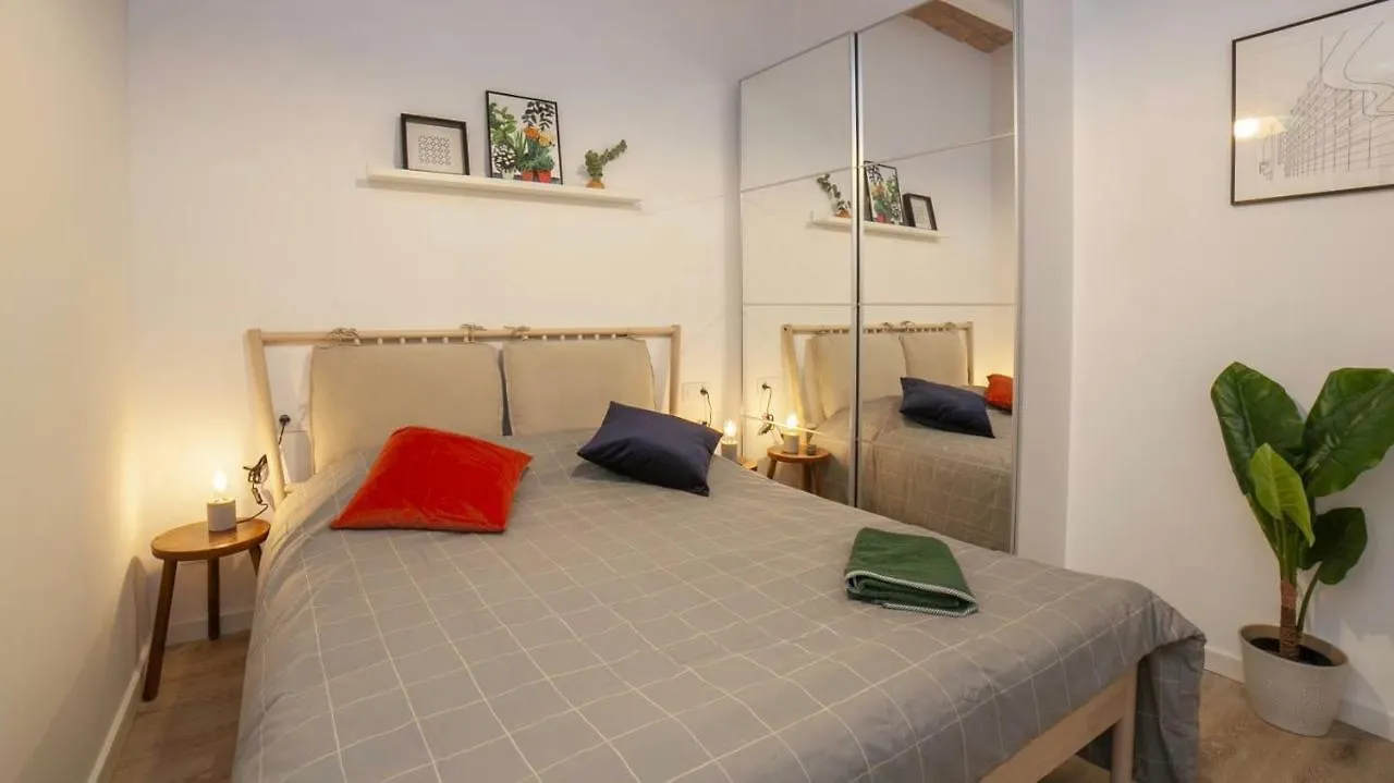 Chic Apartments Ramblas Barcelona 0*,  España